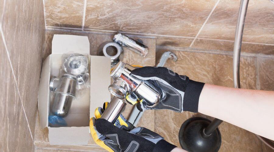 Expert Emergency Roof Repairs services in Mendota, IL